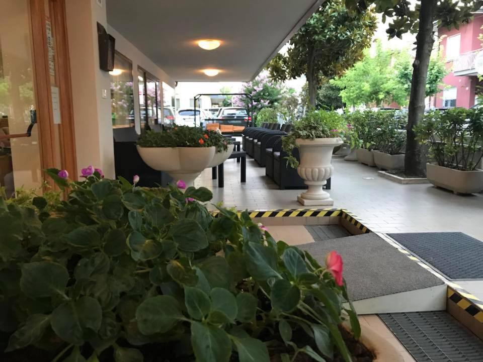 Hotel Glenn Rimini Eksteriør bilde